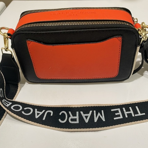 Marc Jacobs “The Snapshot Bag” Black, Orange & Cream—BEAUTIFUL!! Like New!! - Picture 6 of 14